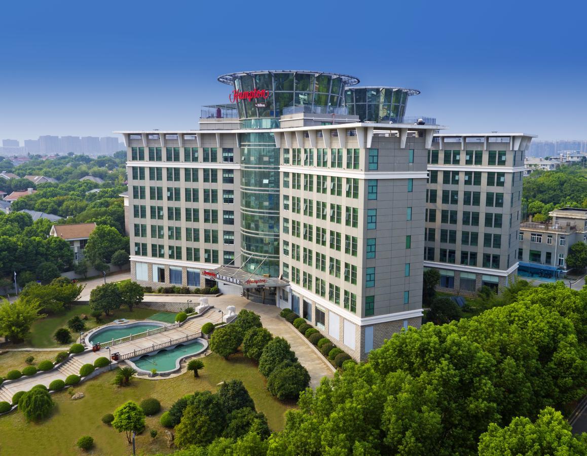 Hampton By Hilton Wuhan Tianhe Airport East Exterior photo