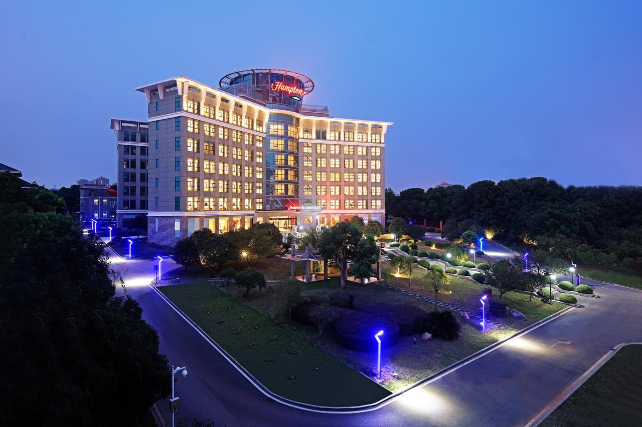 Hampton By Hilton Wuhan Tianhe Airport East Exterior photo
