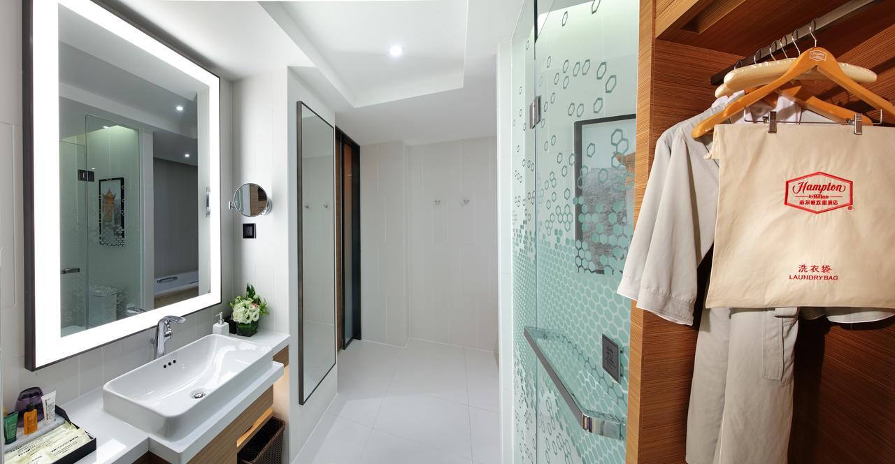 Hampton By Hilton Wuhan Tianhe Airport East Exterior photo